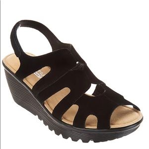 skechers wedge flip flops